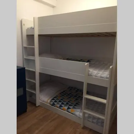 Bord De La Bergerie アパート