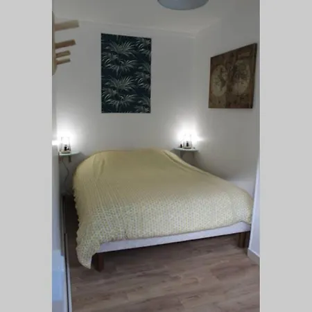 アパート Bord De La Bergerie カブール